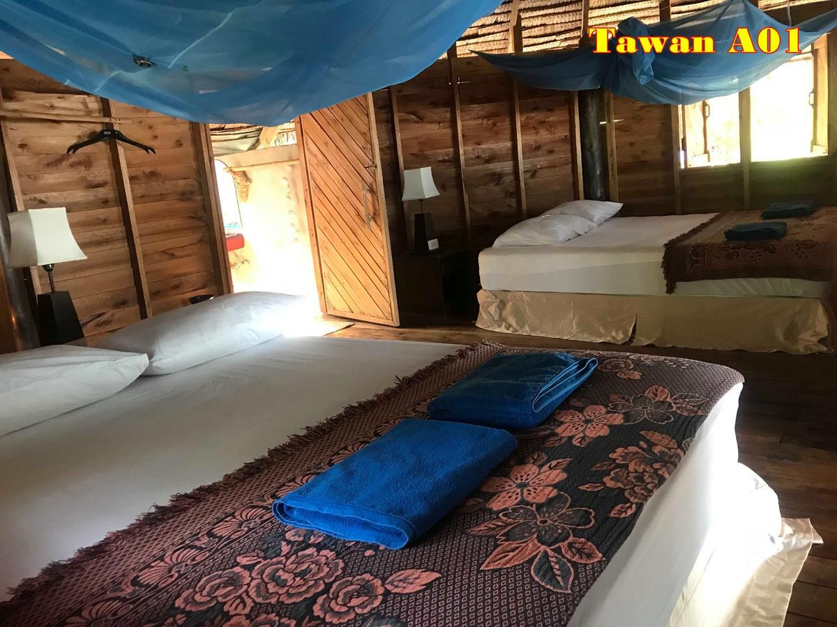 Tawan Bar And Bungalow Hotel Ko Phra Thong Eksteriør billede