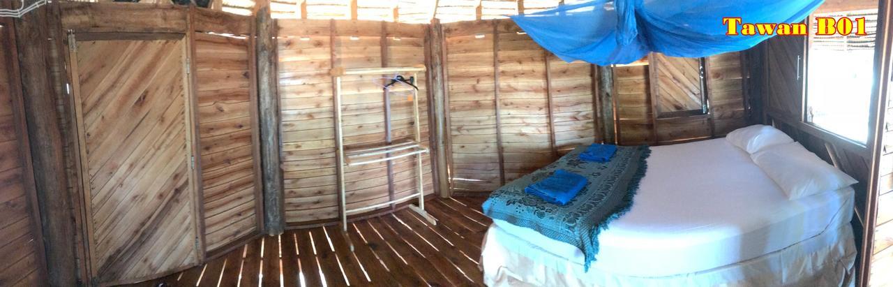 Tawan Bar And Bungalow Hotel Ko Phra Thong Eksteriør billede