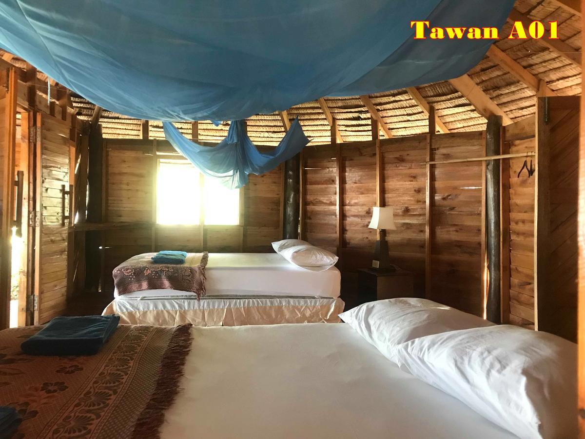 Tawan Bar And Bungalow Hotel Ko Phra Thong Eksteriør billede