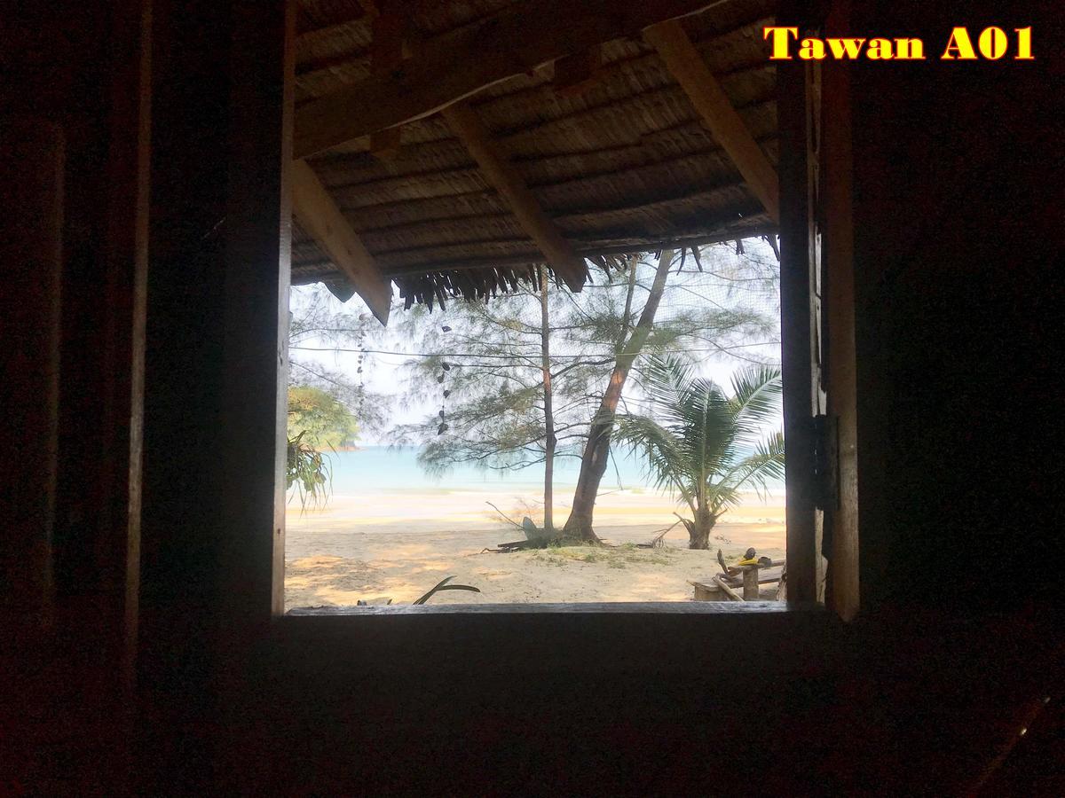 Tawan Bar And Bungalow Hotel Ko Phra Thong Eksteriør billede