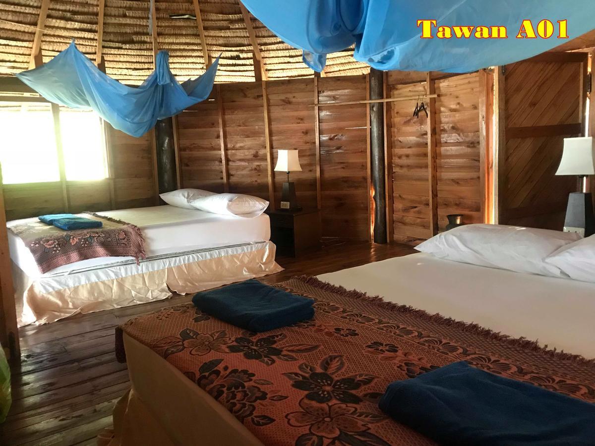 Tawan Bar And Bungalow Hotel Ko Phra Thong Eksteriør billede
